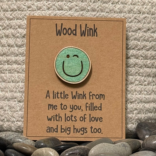 Wood Wink Happy Wink Hug Card